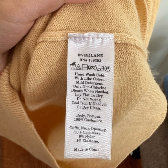 EVERLANE CASHMERE CREWNECK SWEATER - Picture 4 of 4